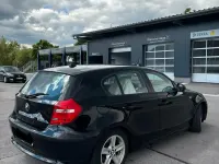 Gebraucht BMW 116 122 PS (89 kW) 2011 Schwarz Kleinwagen