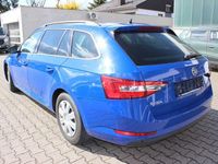 Gebraucht Skoda Superb Ambition 150 PS (110 kW) 2019 Blau Kombi