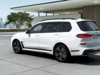 Neu BMW X7 M Sport 530 PS (389 kW) 2026 Alpinweis uni SUV