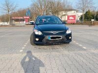 Gebraucht Hyundai i30 90 PS (66 kW) 2011 Schwarz Limousine