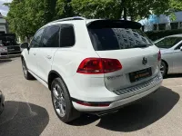 Gebraucht VW Touareg Terrain Tech 262 PS (192 kW) 2015 Weiß SUV