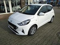 Gebraucht Hyundai i10 Select 67 PS (49 kW) 2022 Weiß Kleinwagen