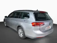 Gebraucht VW Passat Business 150 PS (110 kW) 2023 Silber Kombi