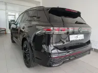 Gebraucht VW Tiguan R-line 150 PS (110 kW) 2024 Schwarz SUV
