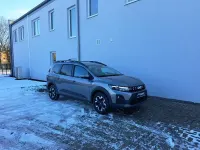 Neu Dacia Jogger Journey 110 PS (80 kW) 2026 Grau Van / Kleinbus
