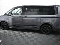 Neu VW Multivan Life 150 PS (110 kW) 2026 Grau Van