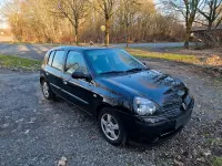 Gebraucht Renault Clio II 75 PS (55 kW) 2006 Schwarz Kleinwagen