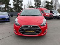Gebraucht Hyundai i20 Trend 125 PS (91 kW) 2018 Rot Van / Kleinbus