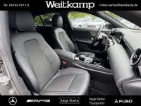 Gebraucht Mercedes CLA220 Progressive 190 PS (139 kW) 2023 Grau Coupé