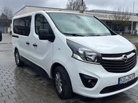 Gebraucht Opel Vivaro 95 PS (69 kW) 2017 Weiß Van / Kleinbus