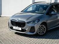 Gebraucht BMW 220 Active Tourer M Sport 170 PS (125 kW) 2025 Skyscraper grey metallic Van / Kleinbus