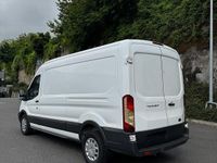 Gebraucht Ford Transit 131 PS (96 kW) 2017 Weiß Van / Kleinbus