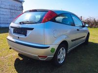 Używany Ford Focus Trend 101 KM (74 kW) 2002 Sedan/Limuzyna