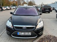 Gebraucht Ford Focus Ghia 136 PS (100 kW) 2011 Schwarz Kombi