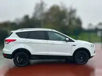 Gebraucht Ford Kuga Trend 120 PS (88 kW) 2016 Weiß SUV