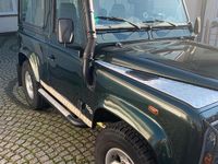 Gebraucht Land Rover Defender 122 PS (89 kW) 2000 Grün SUV