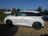 Neu Suzuki Swift Comfort+ 83 PS (61 kW) 2026 Pure white pearl Kleinwagen