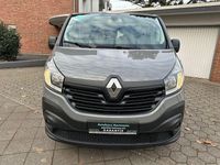 Gebraucht Renault Trafic Expression 125 PS (91 kW) 2018 Grau Van / Kleinbus