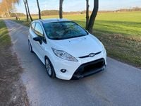 Gebraucht Ford Fiesta Individual 120 PS (88 kW) 2011 Weiß Kleinwagen