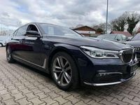 Gebraucht BMW 750L 400 PS (294 kW) 2018 Imperialblau Limousine