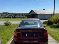 Używany Audi A4 Performance 125 KM (91 kW) 1997 Czerwony Sedan/Limuzyna