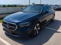 Gebraucht Mercedes E300 313 PS (230 kW) 2024 Blau Limousine
