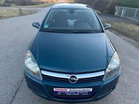 Gebraucht Opel Astra Edition 105 PS (77 kW) 2007 Grün Limousine