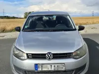 Gebraucht VW Polo Trendline 69 PS (50 kW) 2014 Silber Limousine
