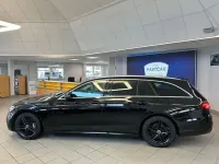 Używany Mercedes E400 330 KM (242 kW) 2022 Czarny Kombi