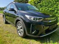 Używany Kia Stonic Vision 101 KM (74 kW) 2024 Czarny SUV