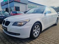 Gebraucht BMW 525 Advantage 197 PS (144 kW) 2008 Alpinweiss iii Limousine