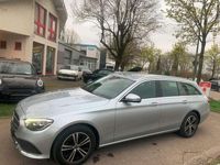 Gebraucht Mercedes E220 Avantgarde 192 PS (141 kW) 2022 Hightechsilber Kombi