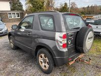 Gebraucht Suzuki Grand Vitara 106 PS (77 kW) 2010 Grau SUV