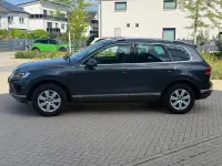 Gebraucht VW Touareg 262 PS (192 kW) 2015 Grau SUV