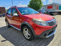 Gebraucht Dacia Sandero Stepway 84 PS (61 kW) 2012 Rot SUV