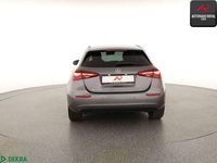 Gebraucht Mercedes A250 Night 218 PS (160 kW) 2023 Mountaingrau Limousine