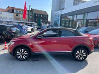 Gebraucht VW T-Roc Cabriolet Goal 116 PS (85 kW) 2025 Kings red metallic Cabrio