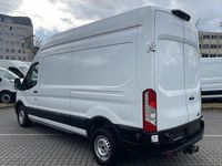 Gebraucht Ford Transit Trend 131 PS (96 kW) 2020 Weiß Van / Kleinbus