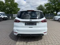 Gebraucht Ford S-MAX Titanium 190 PS (139 kW) 2022 Weiß Van / Kleinbus