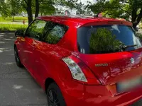 Gebraucht Suzuki Swift 94 PS (69 kW) 2012 Rot Kleinwagen