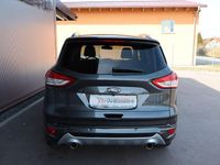 Gebraucht Ford Kuga Individual 179 PS (131 kW) 2015 Grau SUV