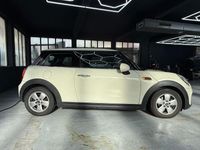 Gebraucht Mini Cooper D 116 PS (85 kW) 2014 Weiß Kleinwagen