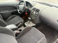 Gebraucht Ford Mondeo Ghia 145 PS (106 kW) 2003 Silber Kombi