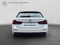 Gebraucht BMW 530 286 PS (210 kW) 2022 Mineralweiss metallic Kombi