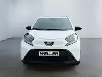 Gebraucht Toyota Aygo 72 PS (52 kW) 2026 Schneeweiß Kleinwagen