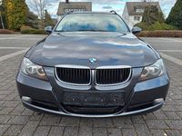 Gebraucht BMW 318 129 PS (94 kW) 2006 Grau Kombi