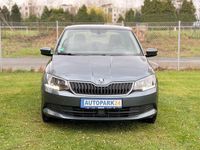 Gebraucht Skoda Fabia Ambition 90 PS (66 kW) 2014 Grau Limousine
