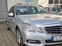Gebraucht Mercedes E200 184 PS (135 kW) 2011 Grau Limousine