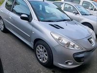 Gebraucht Peugeot 206+ 55 PS (40 kW) 2009 Silber Kleinwagen
