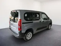 Neu Fiat Doblò 102 PS (75 kW) 2025 113 silber Van / Kleinbus